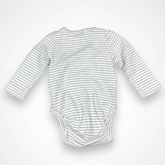 4/$20 H&M black Stripes Onesie - Picture 3 of 4